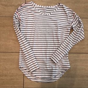 Lululemon long sleeve tee